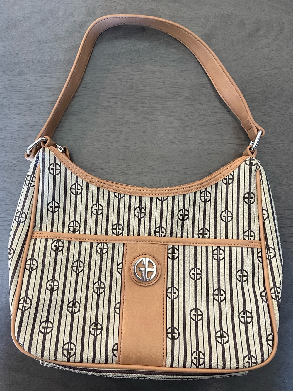 Giani Bernini Womens Logo Handbag